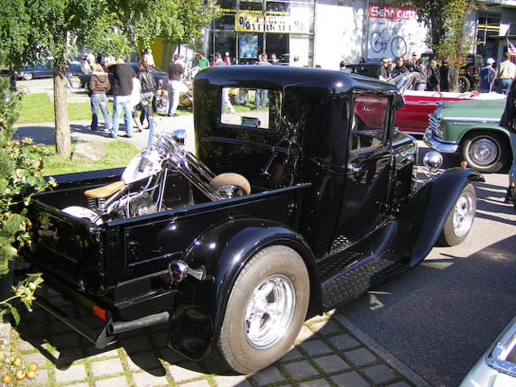 Ford Pickup