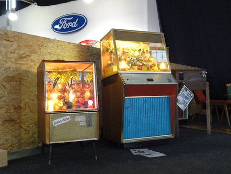 DSC-HX5V- 1/20 Sek. bei f / 4,0- 270