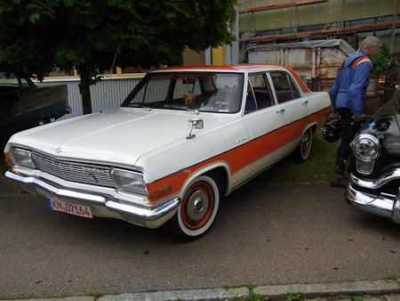 CX2- 1/1050 Sek. bei f / 3,7- 76