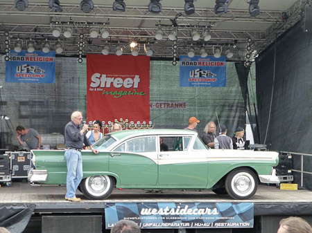 DMC-TZ31- 1/125 Sek. bei f / 5,1- 256