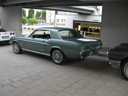 EX-Z700- 1/100 Sek. bei f / 2,7- 119