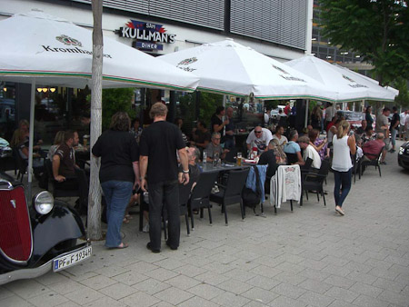 EX-Z700- 1/80 Sek. bei f / 2,7- 119