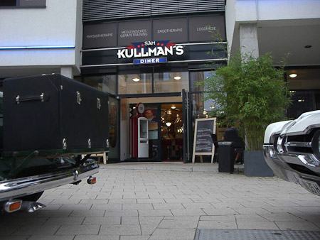 EX-Z700- 1/15 Sek. bei f / 2,7- 119