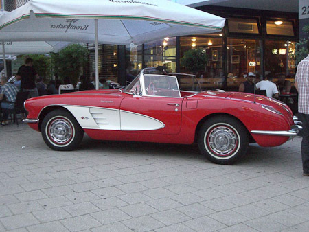 EX-Z700- 1/25 Sek. bei f / 3,0- 119