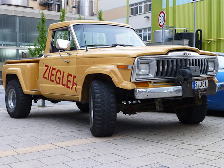 DMC-TZ31- 1/15 Sek. bei f / 4,4- 39