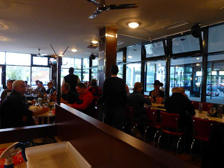 DMC-TZ31- 1/15 Sek. bei f / 3,3- 39