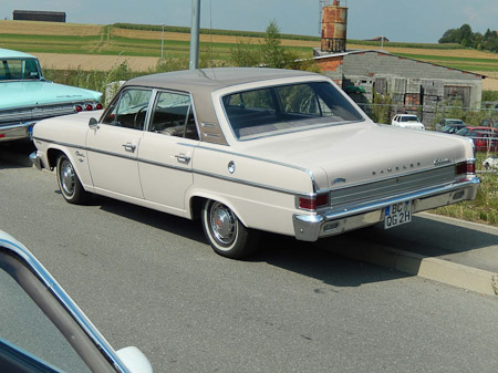 COOLPIX S9500- 1/1250 Sek. bei f / 4,8- 226