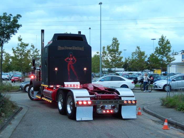 COOLPIX S9500- 1/10 Sek. bei f / 4,6- 183