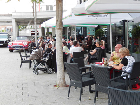 COOLPIX S9500- 1/10 Sek. bei f / 4,6- 44