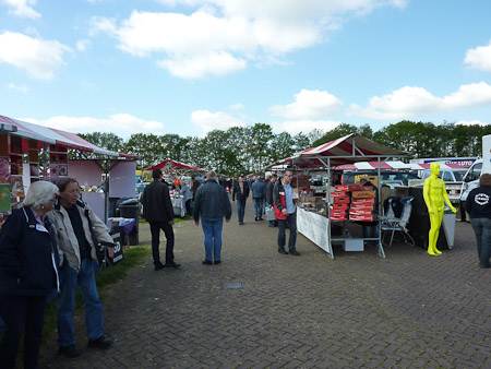 DMC-TZ7- 1/400 Sek. bei f / 4,0- 499