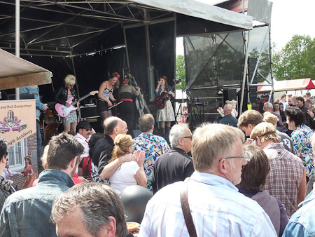 DMC-TZ7- 1/250 Sek. bei f / 4,0- 499