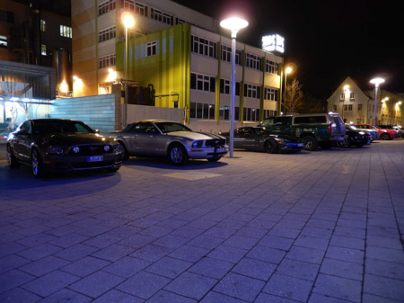 COOLPIX S9500- 1,0 Sek. bei f / 3,4- 16