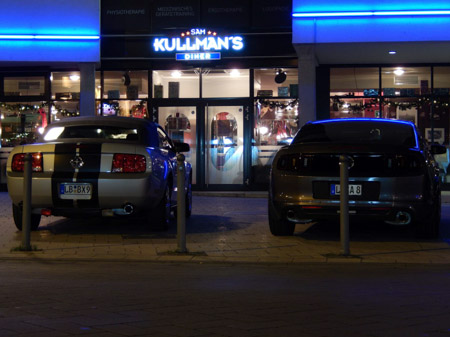 COOLPIX S9500- 1,0 Sek. bei f / 5,1- 16