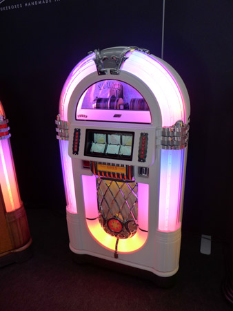 DMC-LX7- 1/100 Sek. bei f / 1,6- 238