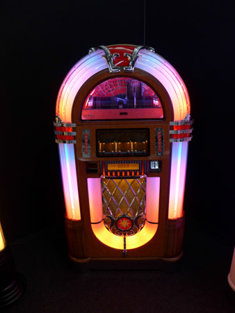 DMC-LX7- 1/200 Sek. bei f / 1,4- 238